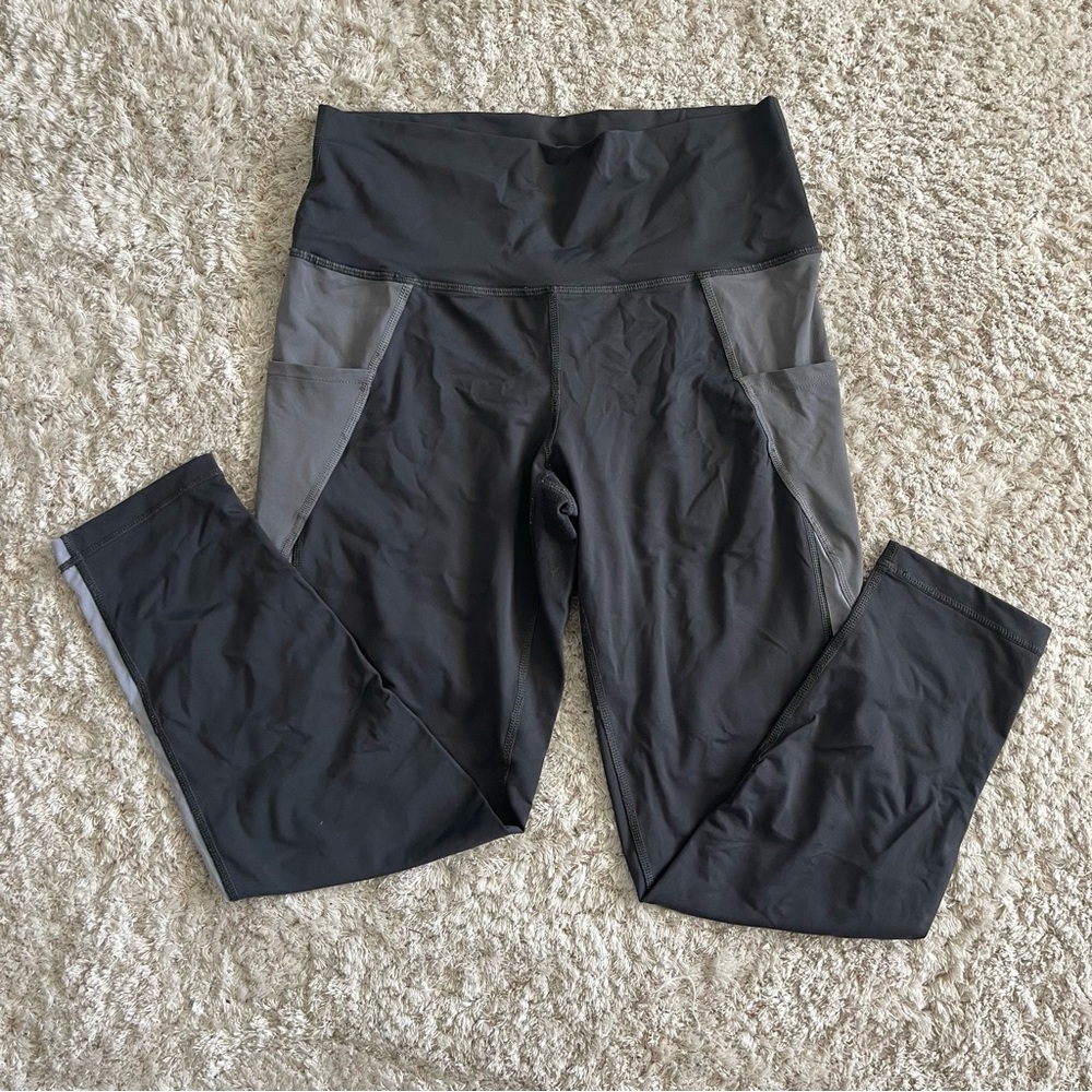 Aerie grey color block pocket mesh leggings